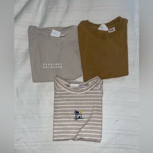 Lot of 3 Neutral Zara T-shirt, size 3-4 year Toddler Tops